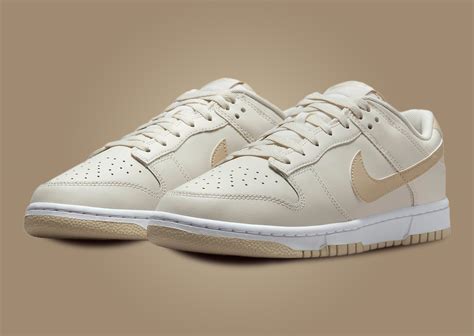 nike dunk low beige rot|nike dunk low 150 euro.